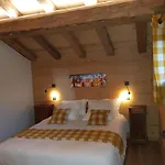 Aux Fermes De La Croix, Maison D'hotes, *