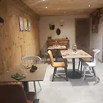 Aux Fermes De La Croix, Maison D'hotes, * 欧特吕斯