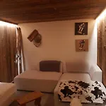 招待所 Aux Fermes De La Croix, Maison D'hotes, *