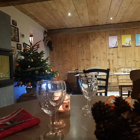 Aux Fermes De La Croix, Maison D'hotes, *