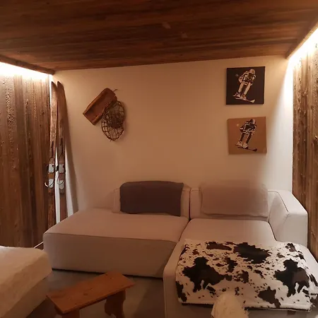 Pensionat Aux Fermes De La Croix, Maison D'hotes, *