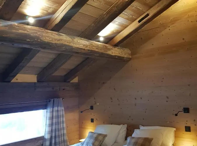 Vendégház Aux Fermes De La Croix, Maison D'hotes,