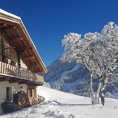 Guest house Aux Fermes De La Croix, Maison D'hotes, Hauteluce