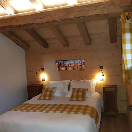 Aux Fermes De La Croix, Maison D'hotes, *
