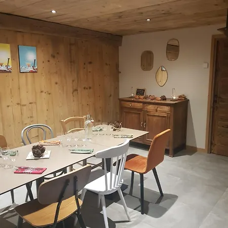 Aux Fermes De La Croix, Maison D'hotes, *