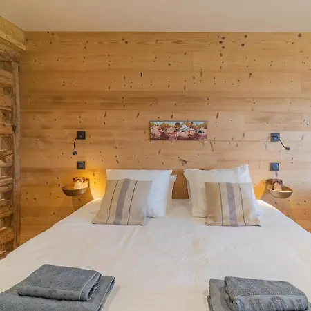 Guest house Aux Fermes De La Croix, Maison D'hotes, *